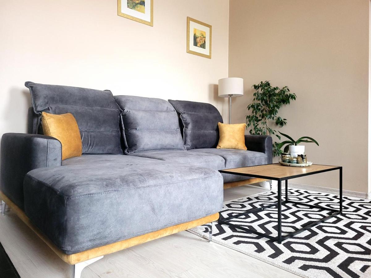 Cozy 2 Room Apartment In The Oldtown Of Klaipeda Luaran gambar