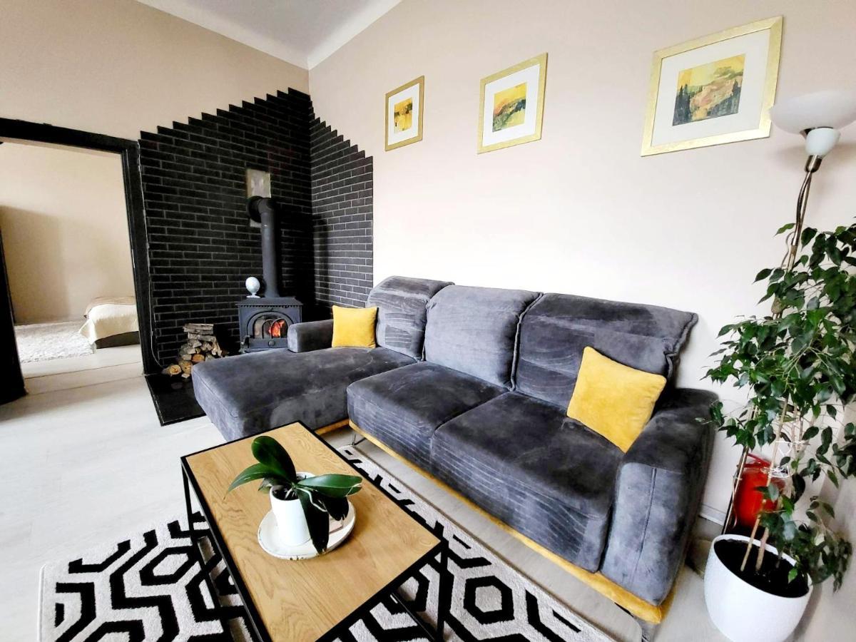 Cozy 2 Room Apartment In The Oldtown Of Klaipeda Luaran gambar